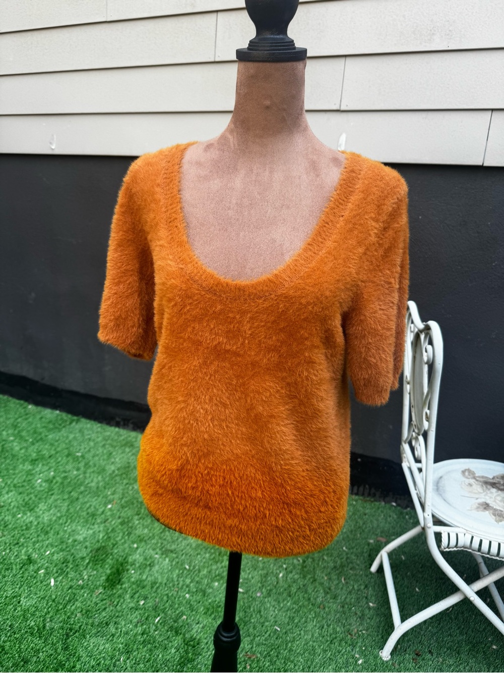 Anthropologie Maeve Fuzzy Rust Orange Short-Sleeve Sweater